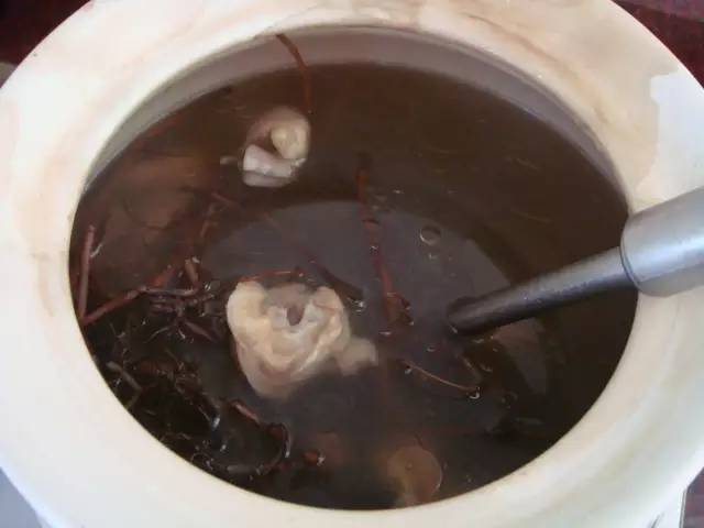 艾叶是女人的养生草艾叶的那些功效，应该早点知道