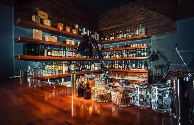 贵阳喷水池鸡尾酒吧推荐,贵阳鸡尾酒吧攻略