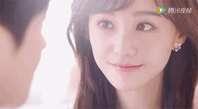 用TA一抹唇部就像打了玻尿酸！水光唇谨慎机有这么厉害？