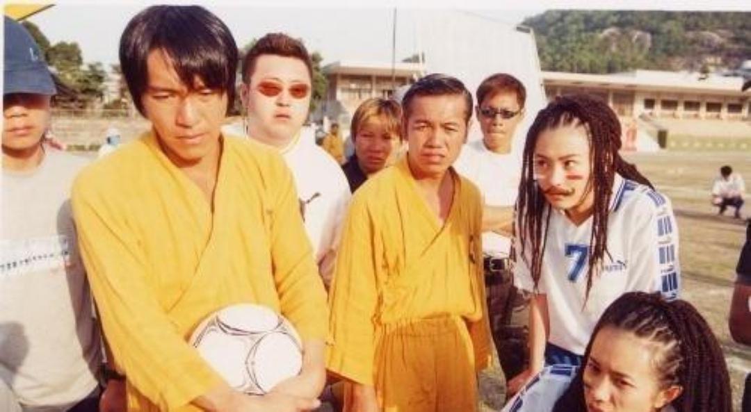 少林足球为什么用张柏芝和莫文蔚,少林足球张柏芝莫文蔚怎么参演的