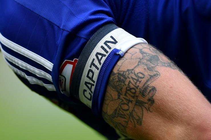 足球队长和核心球员有啥区别,足球那些伟大的队长