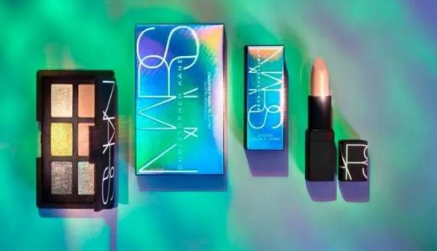 2018年圣诞限量彩妆推荐,新年美妆套装推荐