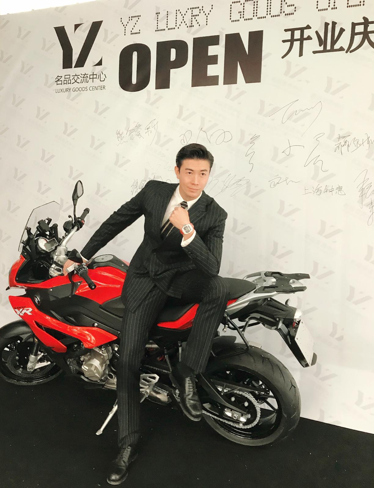 YZ名品沟通中心，一场与“与名品碰撞”的时尚约会