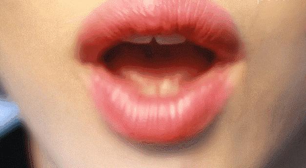 用TA一抹唇部就像打了玻尿酸！水光唇谨慎机有这么厉害？