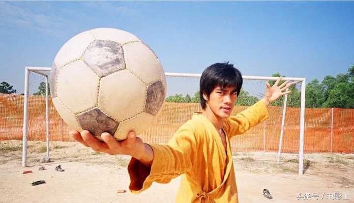 少林足球黄一飞你放我一条生路吧,周星驰拍少林足球有多艰难