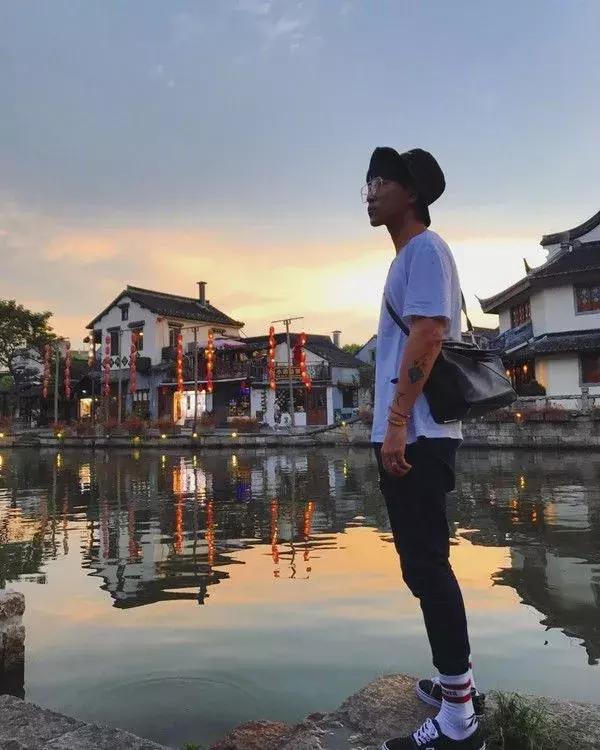 半个娱乐圈的女星都爱他？你绝对想不到他到底有多火！