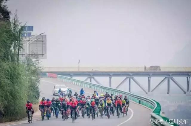 喜迎十九大｜延川县自行车运动协会参加“壶口杯”联赛纪实