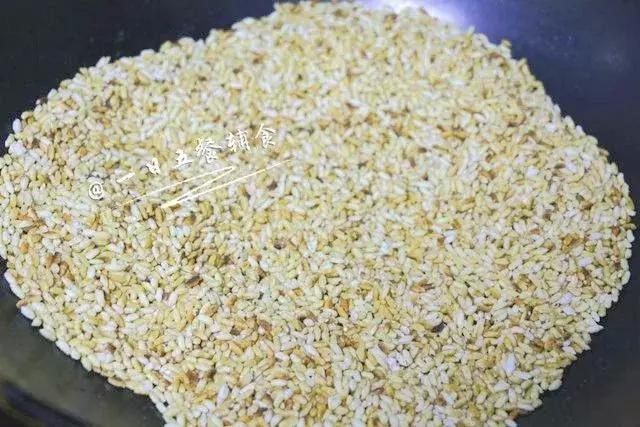 积食不爱吃饭怎么调理,宝宝吃饭正常突然不爱喝奶了