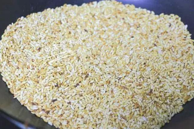 积食不爱吃饭怎么调理,宝宝吃饭正常突然不爱喝奶了