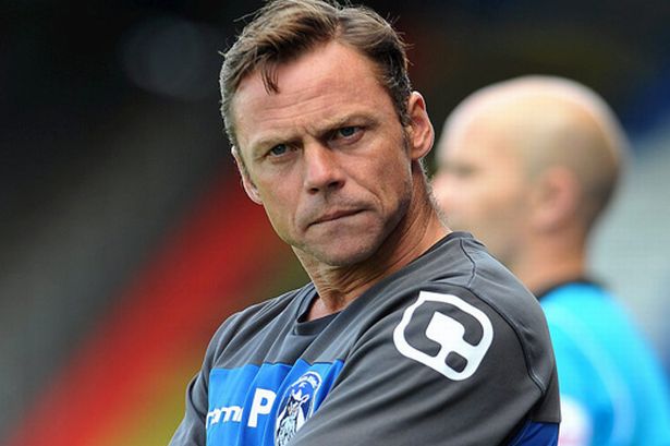 年轻足球运动员年薪,足球运动员有发展前途吗