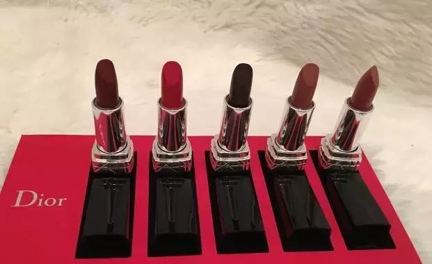 口红套装礼盒推荐平价超多支 (最值得买的全套口红套装)