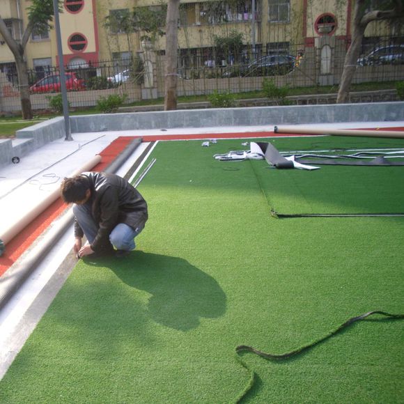 人造草坪的施工标准,菏泽人造草坪施工公司