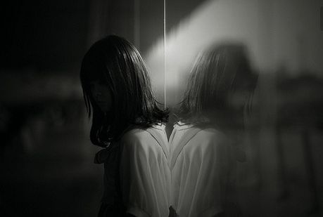 多重人格自己意识到吗,多重人格是多个灵魂吗