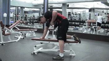 坐姿单臂划船为什么腰疼,哑铃单臂划船腰疼怎么解决