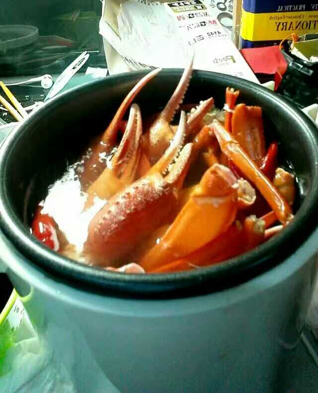 在宿舍打王者输到疯了,在宿舍打王者输了完整版