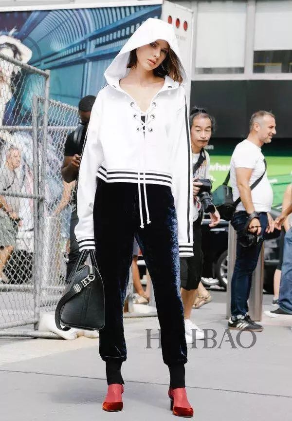 时髦的秋装卫衣,趁着双十一买换季的衣服