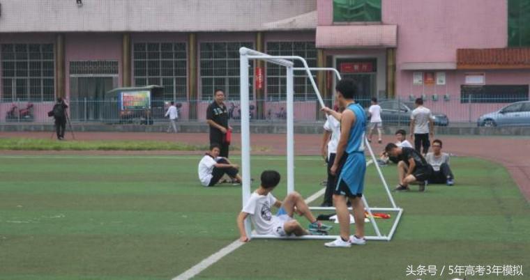 体育老师晋级的方法,体育老师老请假怎么办