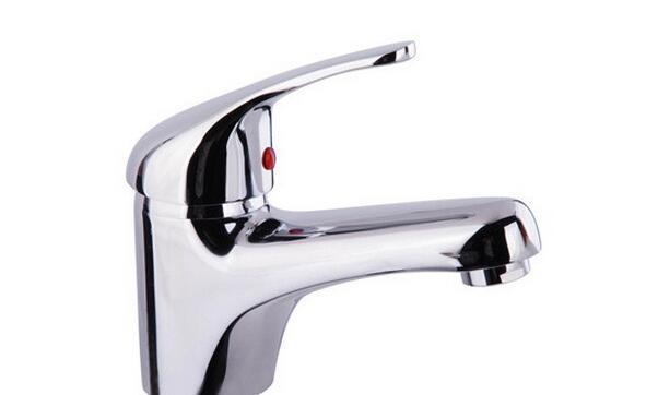 水龙头漏水怎么暂时止住,水龙头漏水别急换