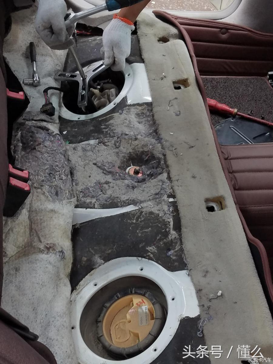 奔驰e280w211试驾视频,奔驰e280w211