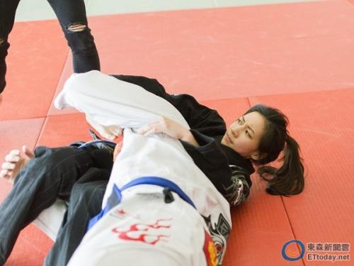 街斗技巧训练,怎样学打街斗