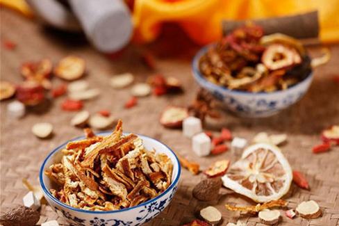 反酸吃哪种中药保护胃粘膜,什么中药能抑制胃酸保护胃粘膜