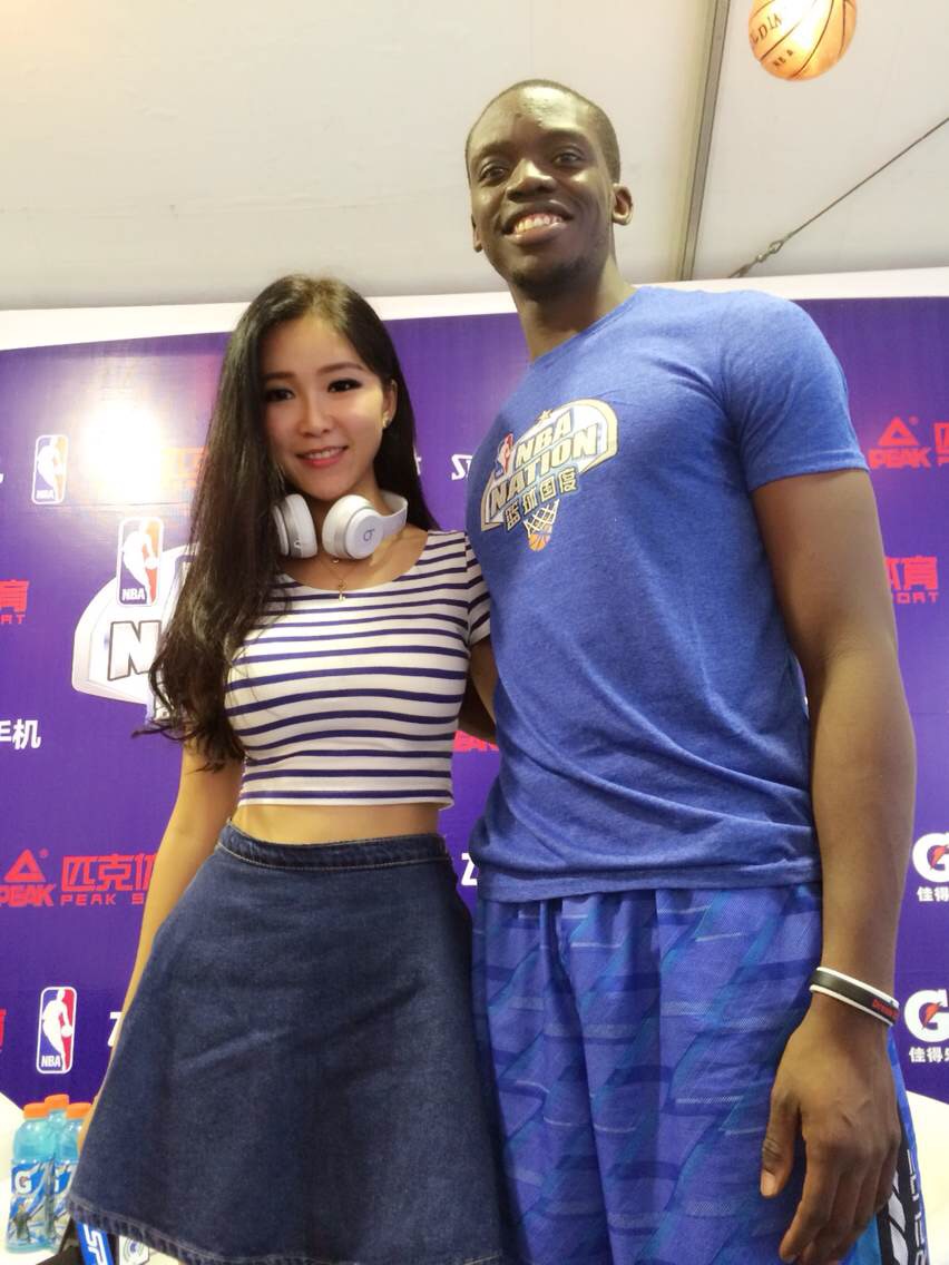 四位女主持人哪位最漂亮,体育最漂亮女主持人