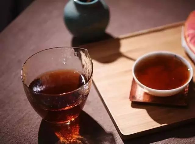 涓嶅枬榛戣尪,涓嶅枬榛戣尪鎬庣煡榛戣尪涔嬬編