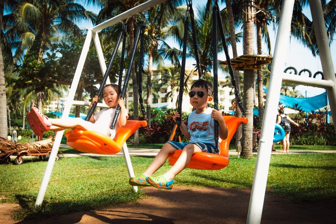 我们和孩子一起去三亚旅行,一大两小亲子三亚游