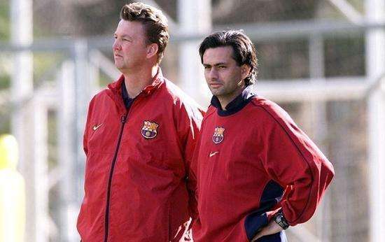 曼联官方宣布解雇范加尔,范加尔曼联脑残操作