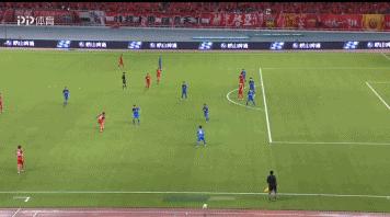 c罗暴力美学过人射门,暴力美学足球射门