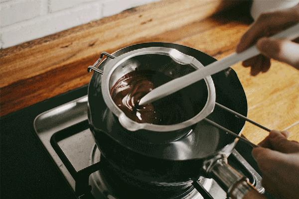 火烧冰淇淋,意式冰淇淋特别容易熔化