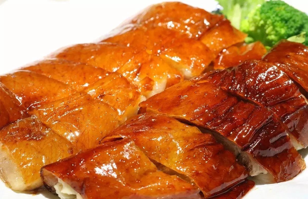 武汉排名第一的粤式茶餐厅,这家广式茶餐厅很火爆