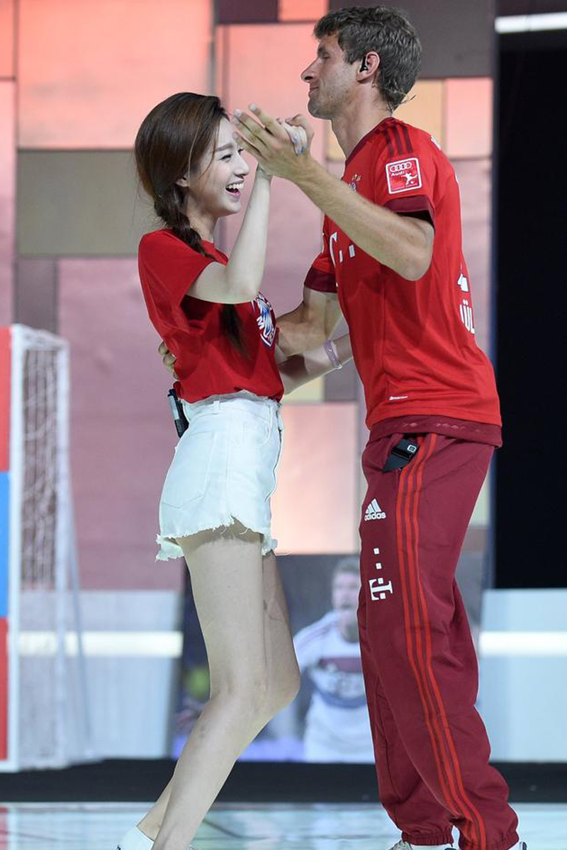 四位女主持人哪位最漂亮,体育最漂亮女主持人