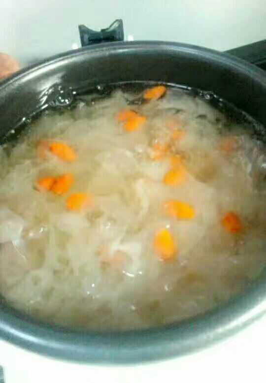 在宿舍打王者输到疯了,在宿舍打王者输了完整版