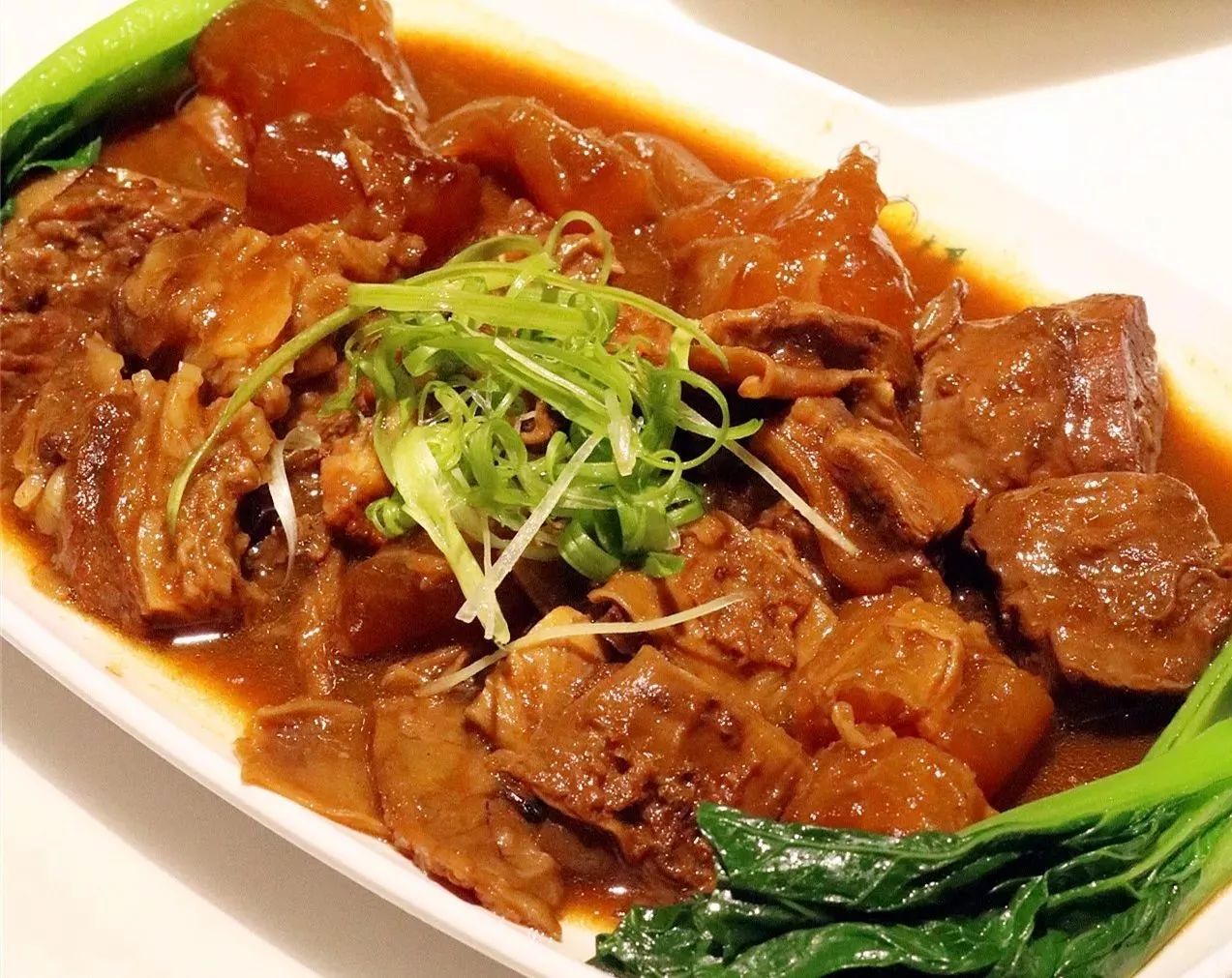 武汉排名第一的粤式茶餐厅,这家广式茶餐厅很火爆