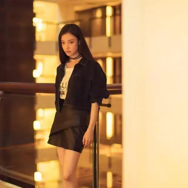 永不过时的牛仔外套搭配,永远都不会过时的牛仔外套穿搭