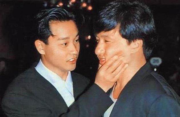 张国荣周星驰谁更有地位,张国荣与周星驰影响力