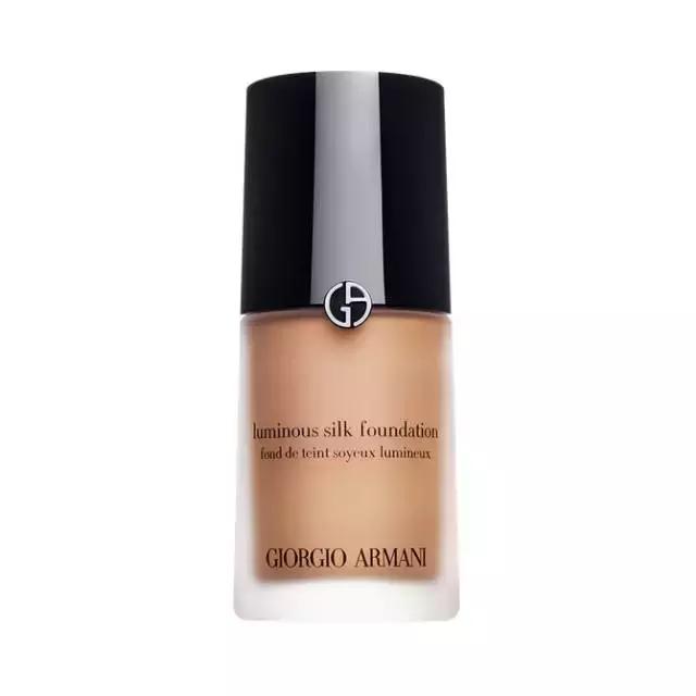 nars超方瓶粉底液和阿玛尼测评,mac粉底液跟阿玛尼粉底液哪个好