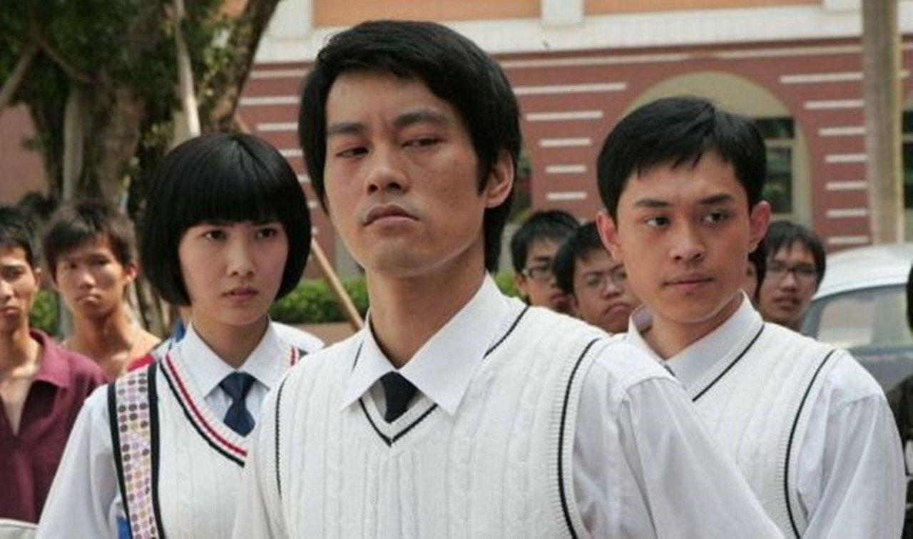 周星驰李小龙传奇经典,周星驰拍李小龙