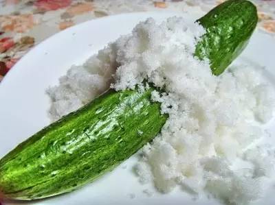 那些听起来很恶心的菜名,带有欺骗意思的名字