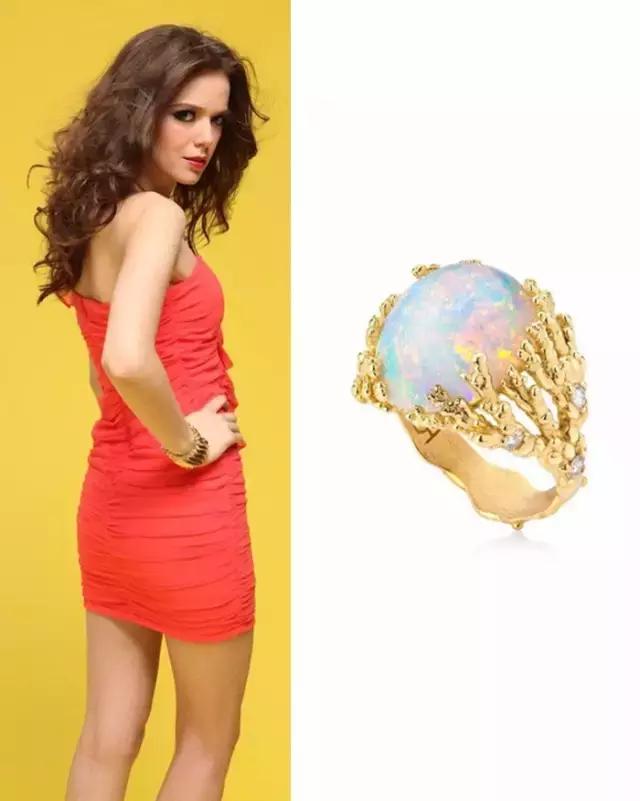 欧泊配什么颜色最好看,欧泊有什么颜色好看