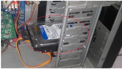 台式机怎么装双硬盘教程,台式机双硬盘安装图解