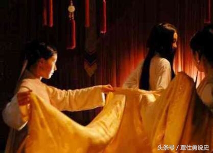 曾是人人尊崇的女性，权欲熏心，色令智昏，亲手杀子，成一代妖后