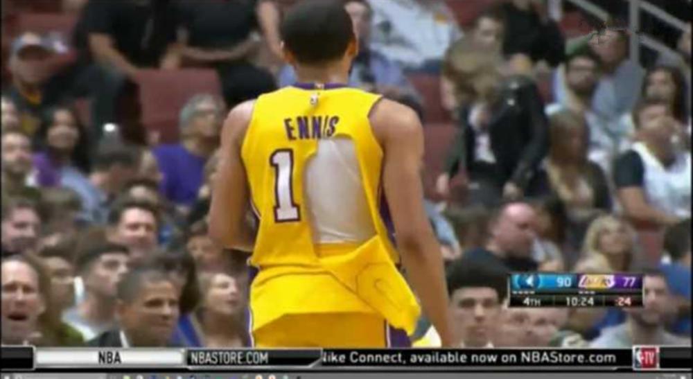 耐克不耐穿是真的吗,nba耐克球衣为什么变紧身了