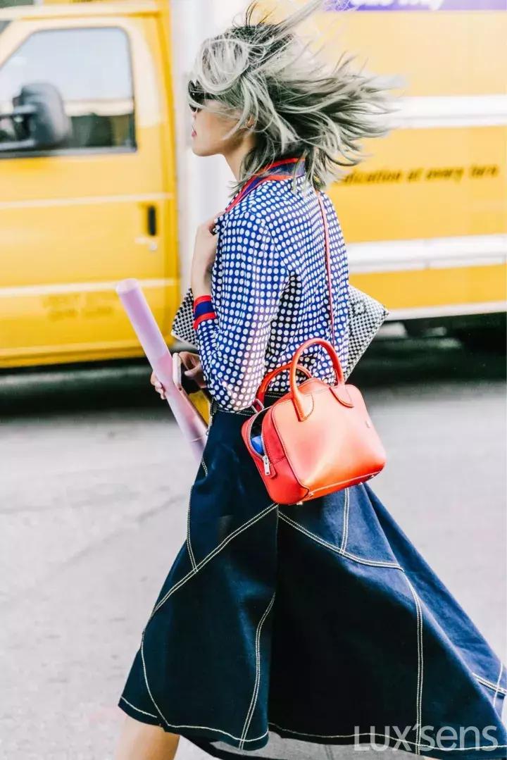 outlets店和官方旗舰店都是正品吗,outlets货和专柜货