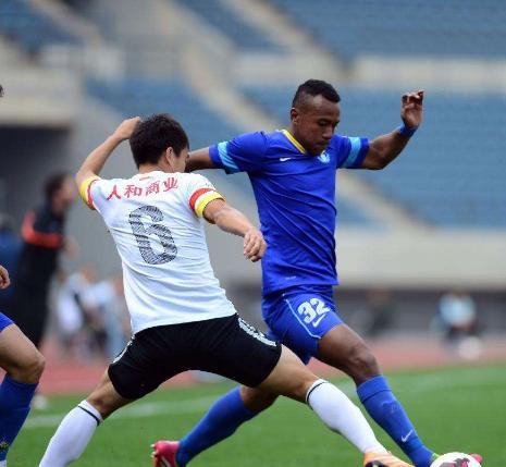 国足第一位归化球员,国足4大归化球员全部登场