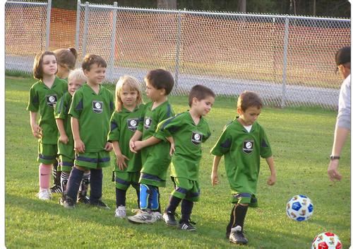 男人爱足球,爱足球的男人