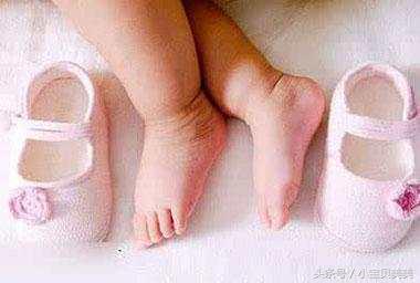 《小儿夹腿综合征》爸爸妈妈关注了！