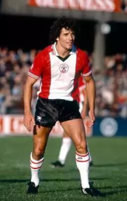 南安普敦10大球星,南安普顿卖掉的巨星