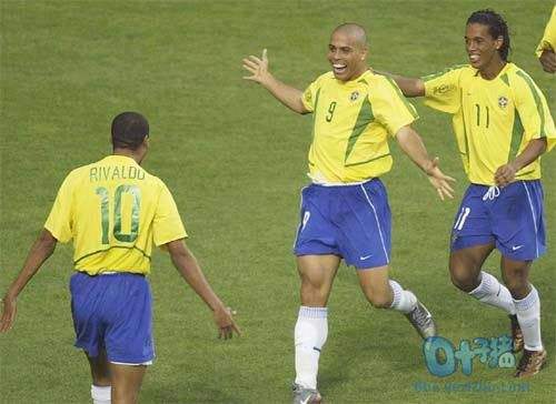 足坛史上几大组合,世界足坛历史三个阵容